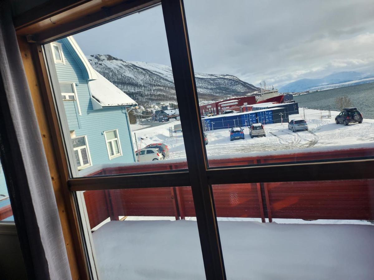 Apartment By The Lakeside Tromsø Exteriér fotografie