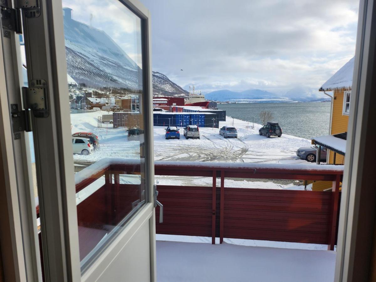 Apartment By The Lakeside Tromsø Exteriér fotografie